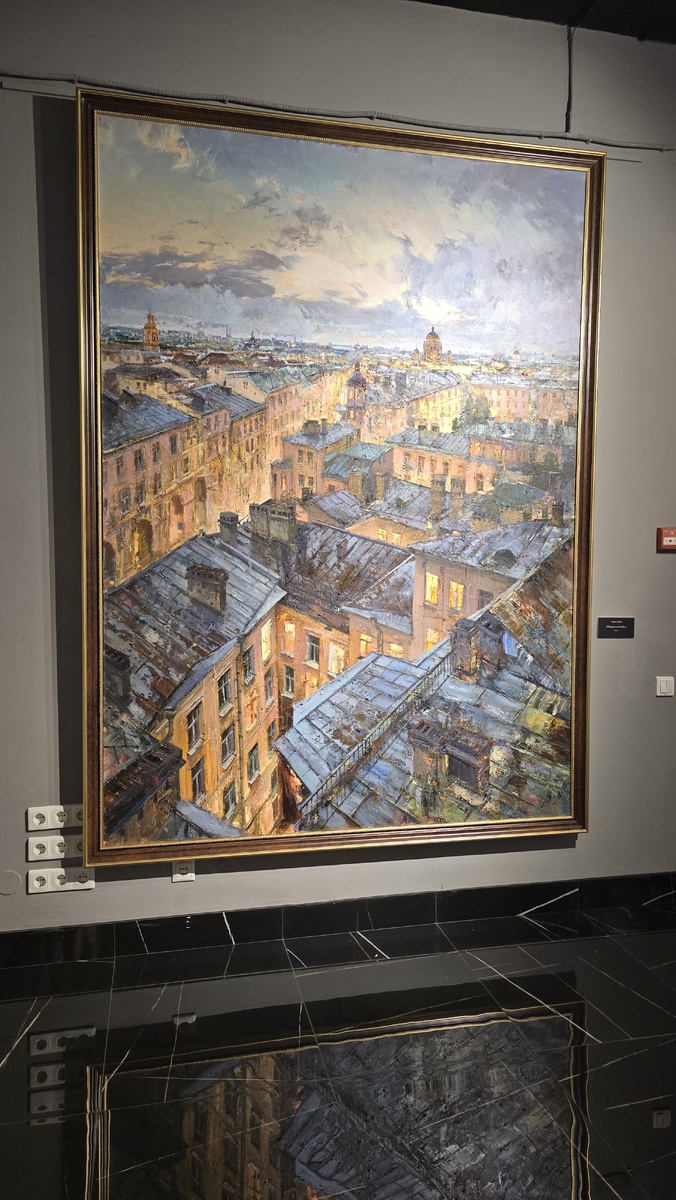 Петербургские колодца. Всет в окнах как настоящий!