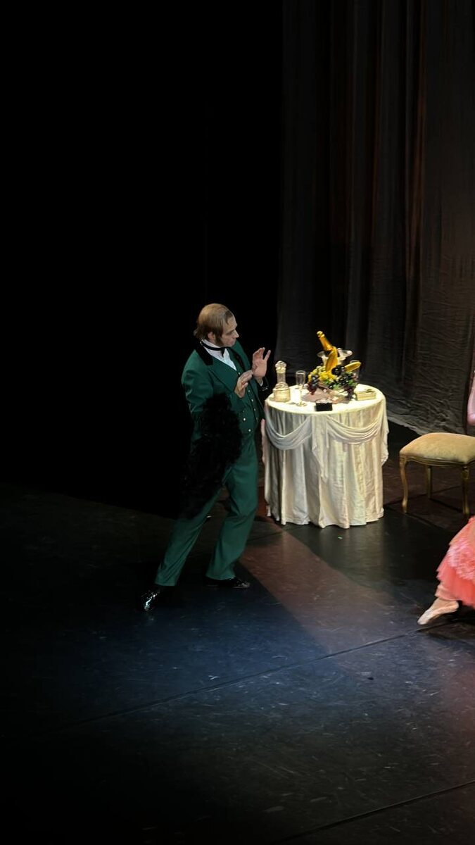 Модест Алексеевич — Игорь Цвирко.