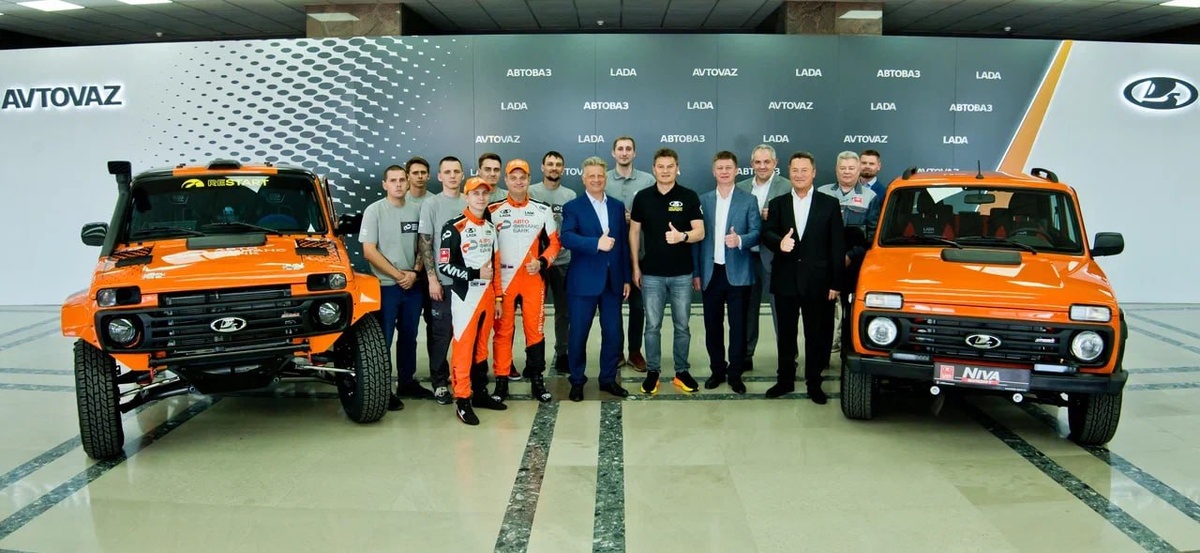 Жаль, но приобрести такую у вас не получится: речь о новой версии, подготовленной командой Lada Sport «Авто Финанс для международного ралли-марафона «Шелковый путь».