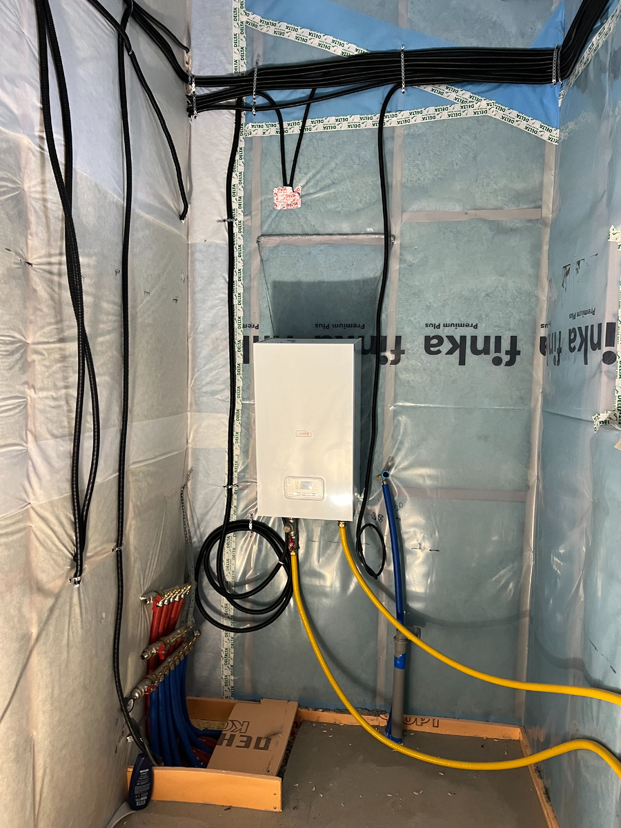 Разводка инженерных коммуникаций начинается с котельной