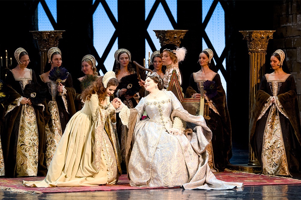    В титульной партии, как и предписано композитором, настоящая примадонна - Хибла Герзмава. / Предоставлено Музыкальным театром имени Станиславского и Немировича-Данченко