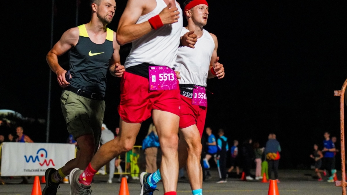 Крис Робинсон выиграл забег, размахивая интимным местом: что случилось с его шортами📷
