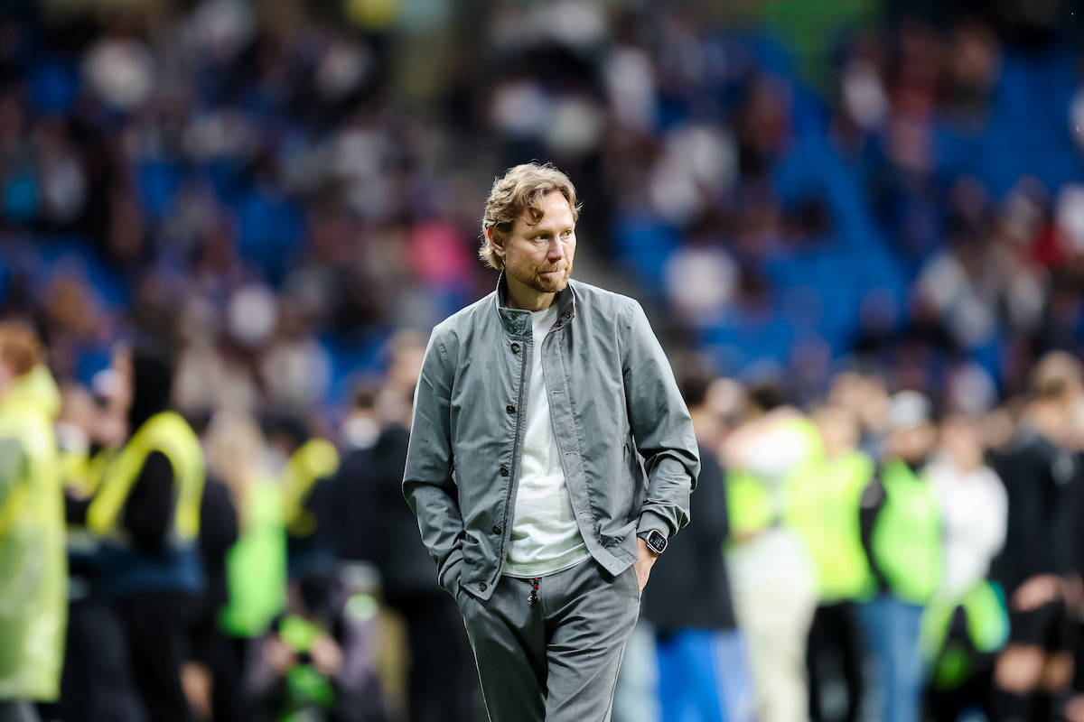 Валерий Карпин