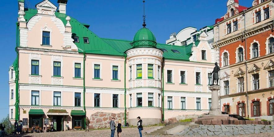 https://www.culture.ru/institutes/26228/ploshad-staroi-ratushi