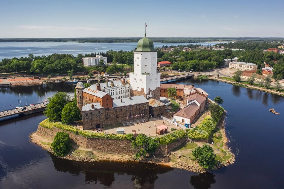 https://www.sputnik8.com/ru/vyborg/sights/vyborgskiy-zamok/info