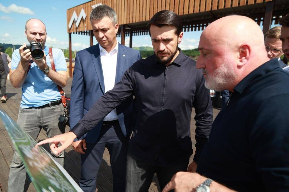    Старт строительства микрорайона "Город гор". Источник: Олег Укладов