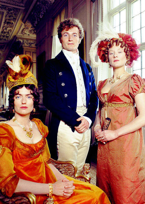 Хорош собой и статен, но на шее пустовато