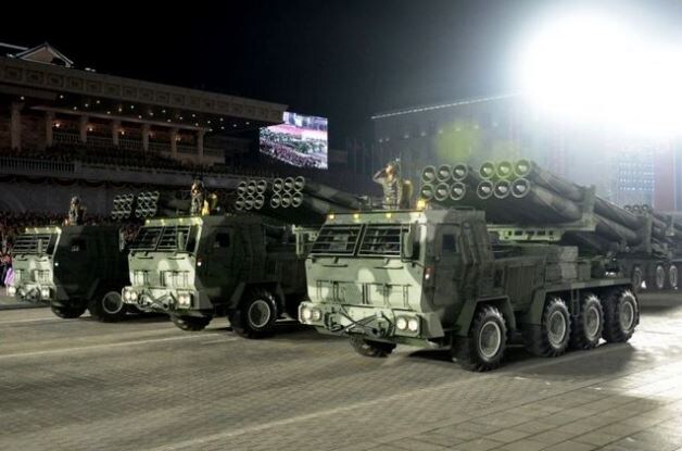 Четырёхосная платформа с 12 направляющими