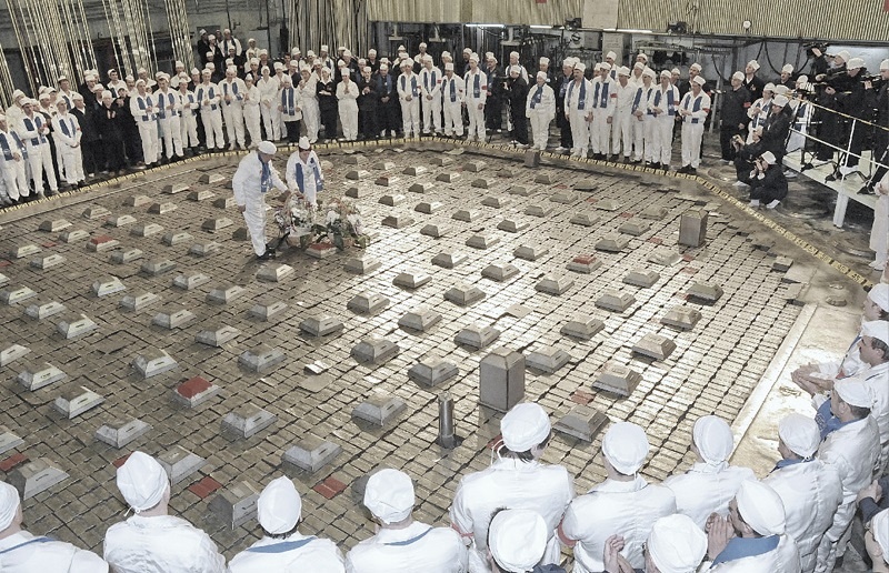 © Администрация ЗАТО г. Железногорск / admk26.ru (Реактор АДЭ-2 — последний в мире реактор по наработке оружейного плутония — остановили 15 апреля 2010 г.)