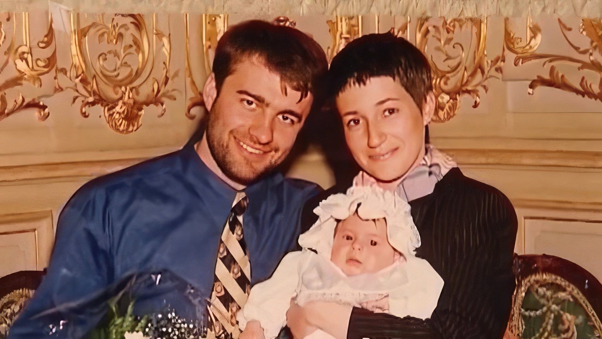 https://uznayvse.ru/znamenitosti/biografiya-mihail-porechenkov.html?