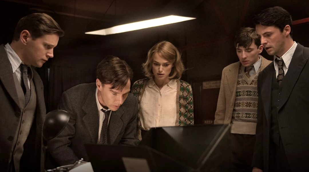 Фрагмент из фильма "игра в имитацию"