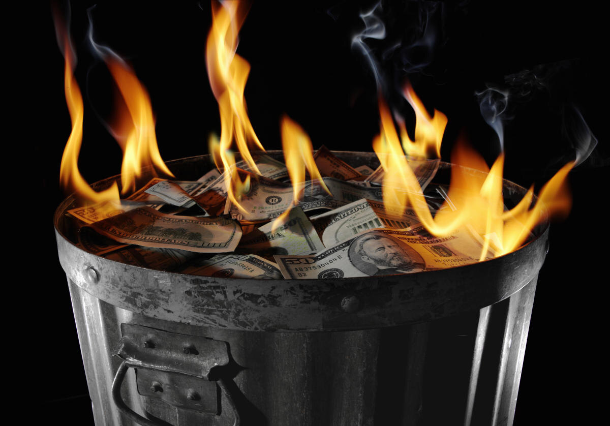 И спасти ваши денги может только грамотная реализация проекта и сыгранная команда, с которой выстроились профессиональные доверительные отношения.