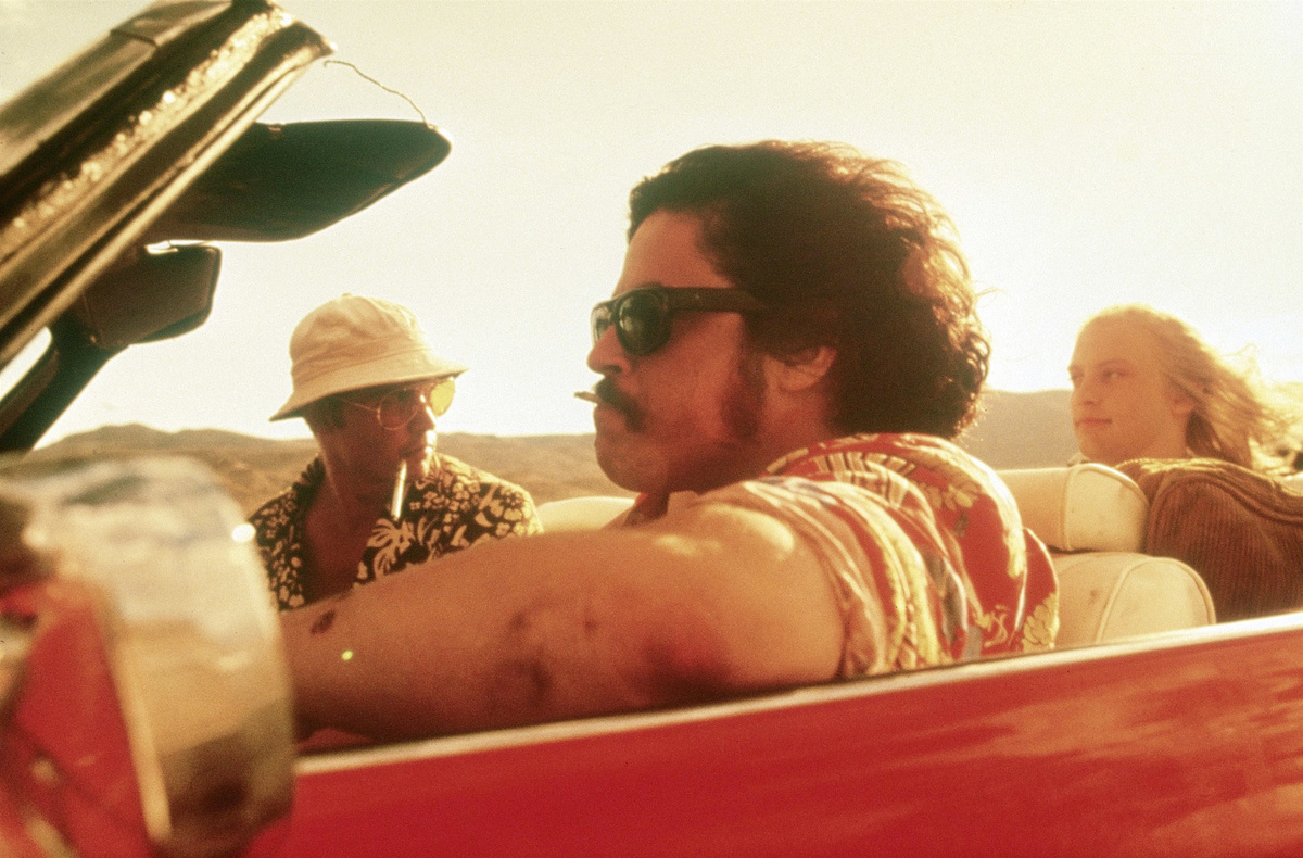    В юности у Тоби были проблемы с алкоголем, поэтому в возрасте 19 лет он решил больше не употреблять спиртное. Также Магуайр — вегетарианец. Это создало проблемы на съёмках эпизода в фильме «Человек-паук 2»: нужно было съесть хот-дог. Пришлось заменить сосиску вегетарианским сыром «тофу» / globallookpress.com / KPA