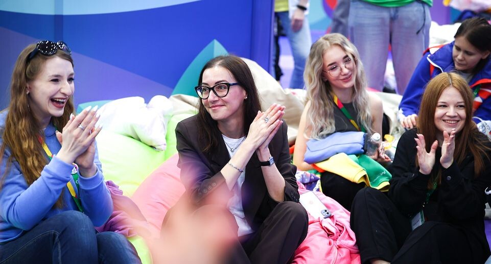    Подмосковный стенд начал работу на ВФМ-2024 / Медиасток.рф