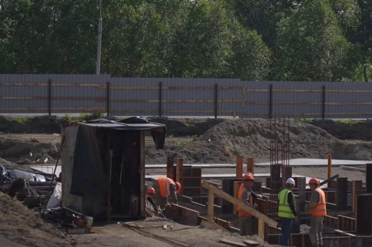    Строительство ледового дворца в Елизове ведется по графику