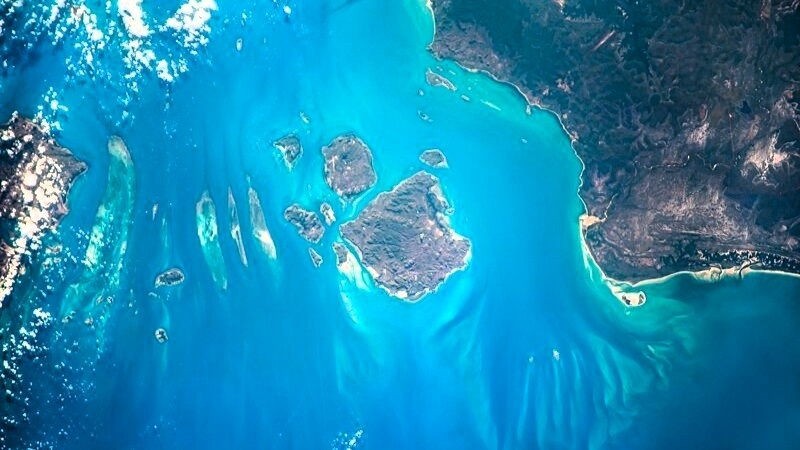 Торресов пролив, фото космонавта Сергея Рязанского. 