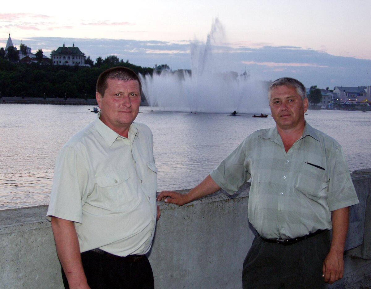 Водители автобуса Р.В. Имашев, Ш.Р. Бариев