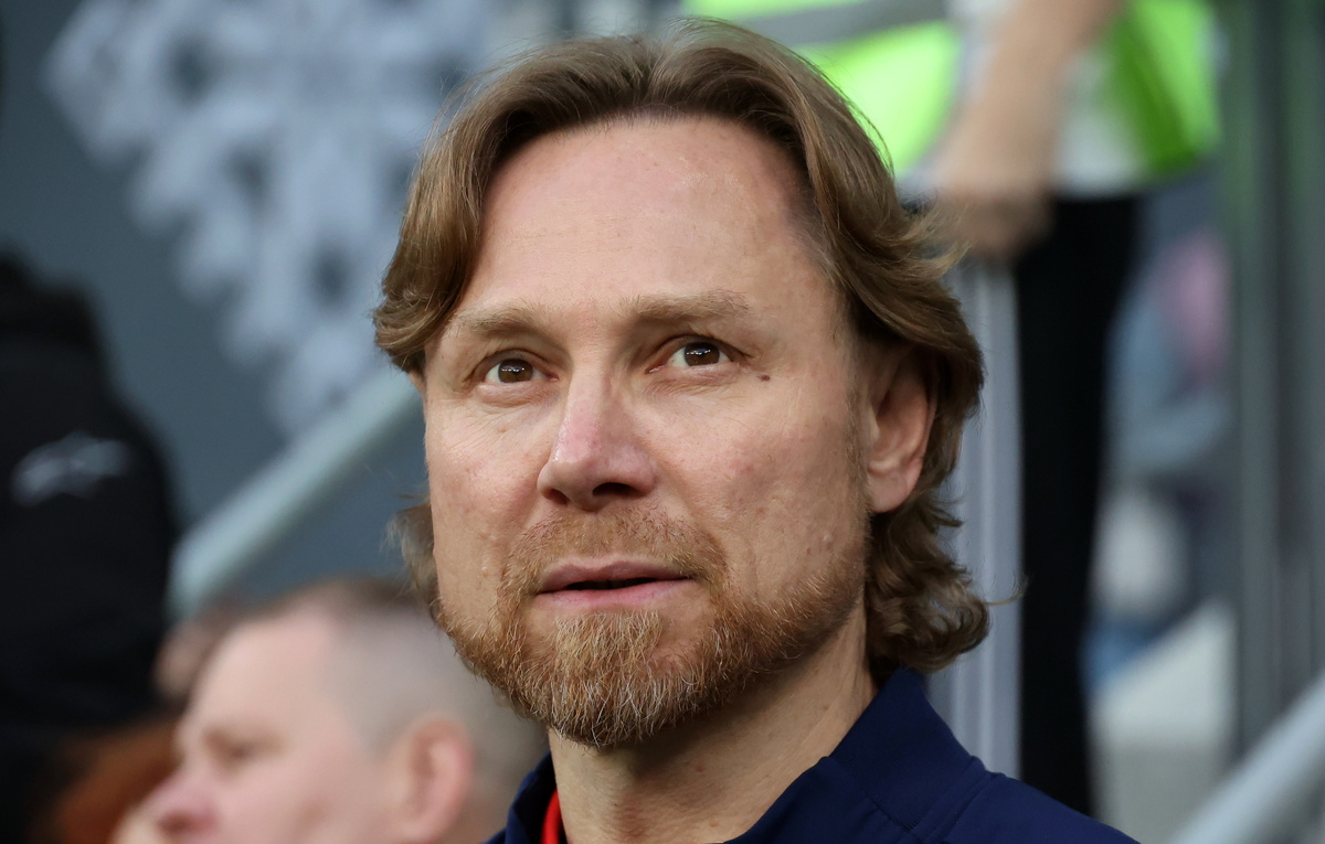    Главный тренер сборной России и московского "Динамо" Валерий Карпин  Сергей Фадеичев/ТАСС