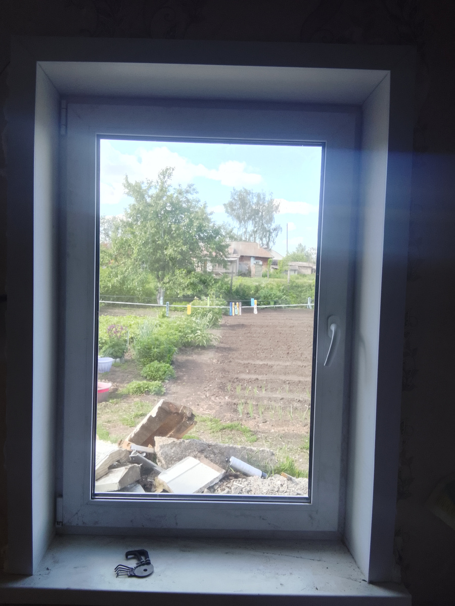 Идёт установка окна. 