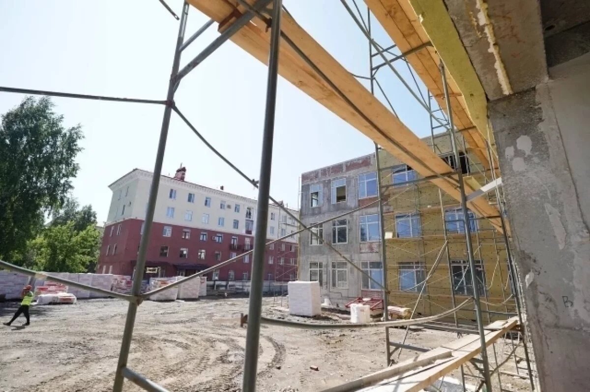    Середюк назвал сроки строительства школы в Междуреченске недопустимыми