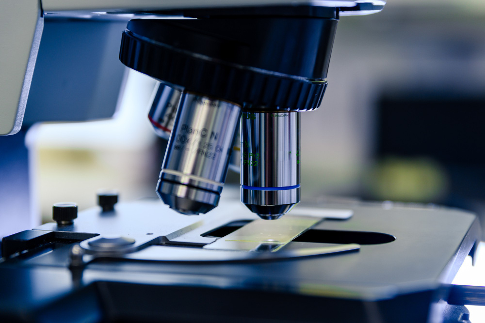 Ваш бизнес под микроскопом ФНС: Как инспекторы разоблачают "дробление" по вашим же сайтам и фото? 