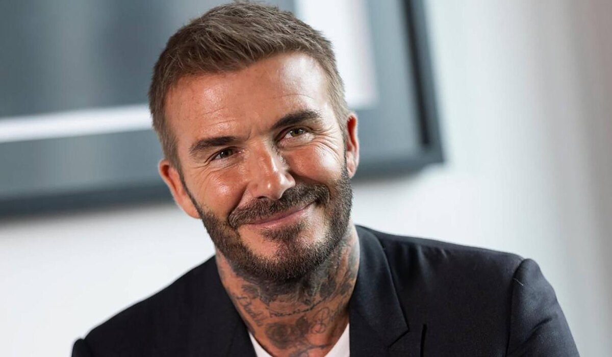     Дэвида Бекхэма госпитализировали после осложнений перелома