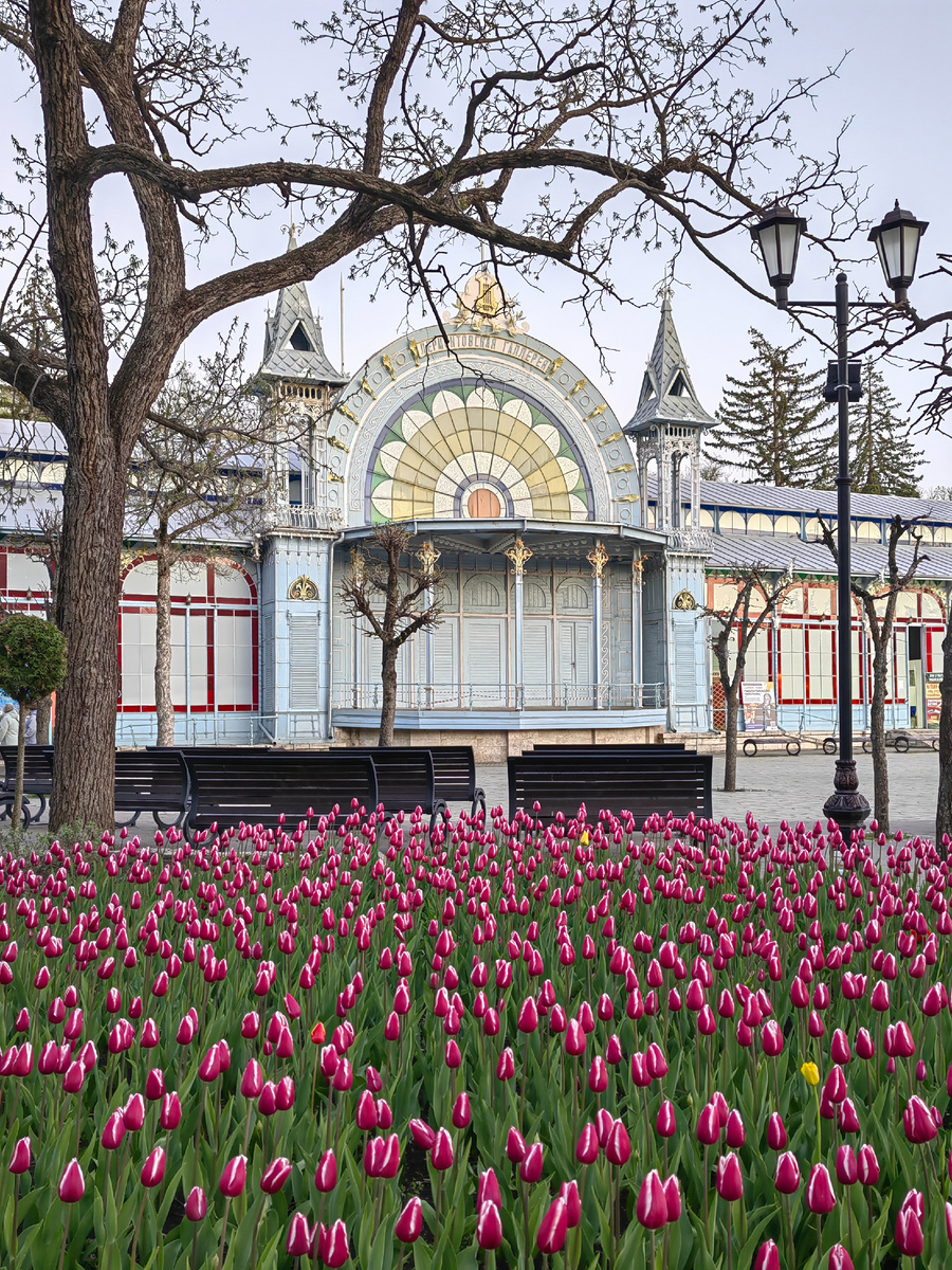 Лермонтовская галерея в Пятигорске