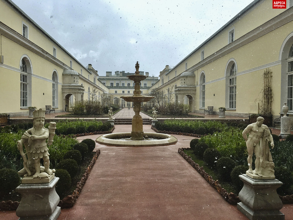 Висячий сад Малого Эрмитажа. Фотография Юрия Молодковца
