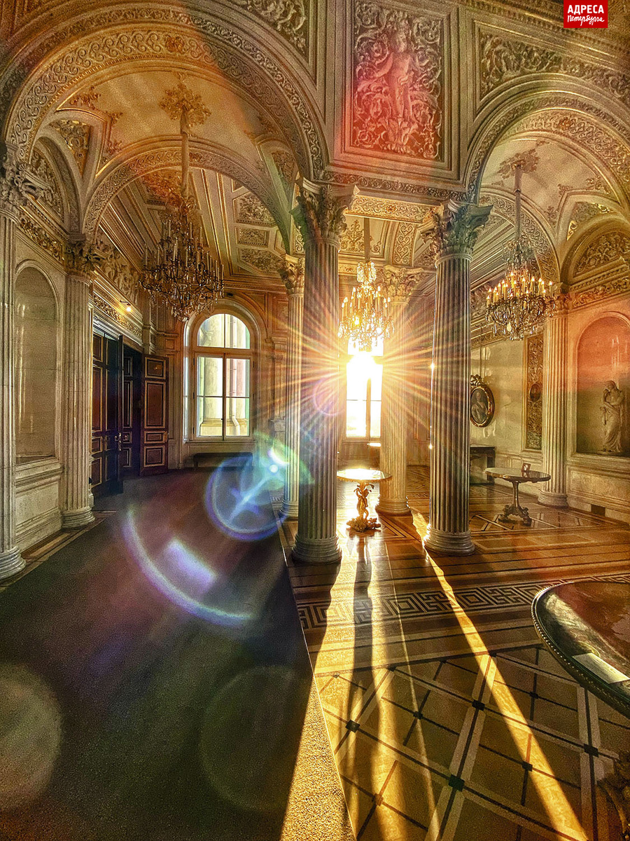 Павильонный зал Малого Эрмитажа.Фотография Юрия Молодковца