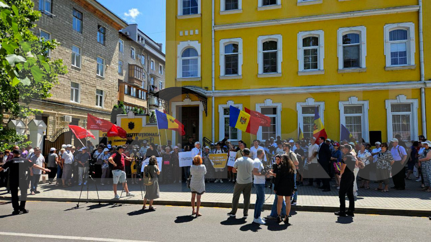    Фото: ИЗВЕСТИЯ; 5-tv.ru