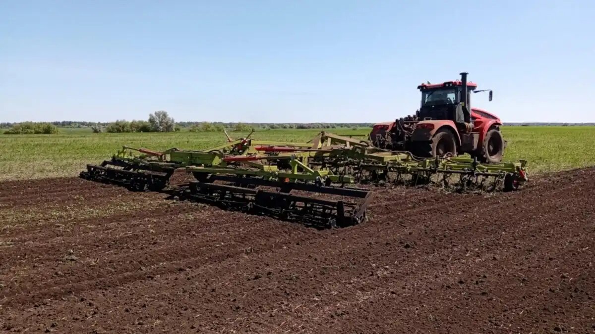 Фото: povmis.ru / Поволжская МИС
Культиватор модульный прицепной КМП-12