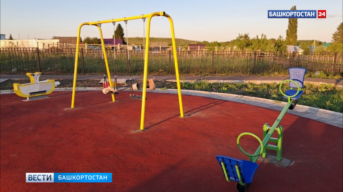    В башкирском селе Аитово ведется обустройство досуговой зоны парка Молодежи