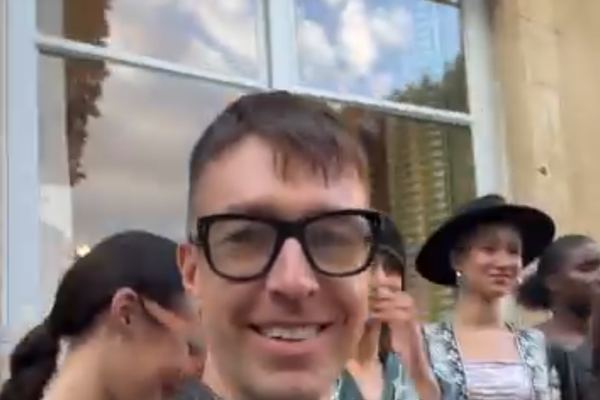 alexlesley11/Instagram   📷