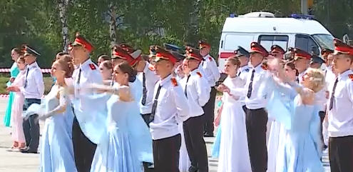     Выпускники всех кадетских корпусов и Мариинских гимназий края получили аттестаты