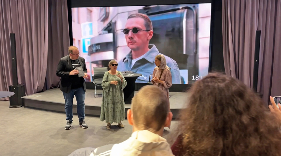    © АО "ТВ Центр"