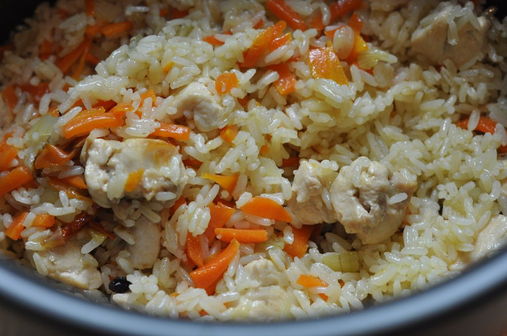 Мой плов с курицей и самым обычным рисом из Чижика