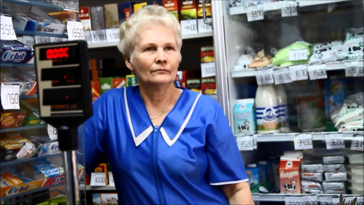 От отдыха на пенсии к кассе "Пятёрочки": реальная жизнь российских пенсионеров