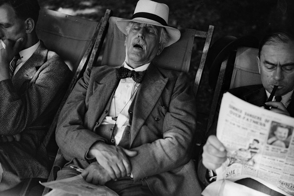     Вопрос стоматологу: что такое бруксизм и как перестать скрежетать зубами во сне