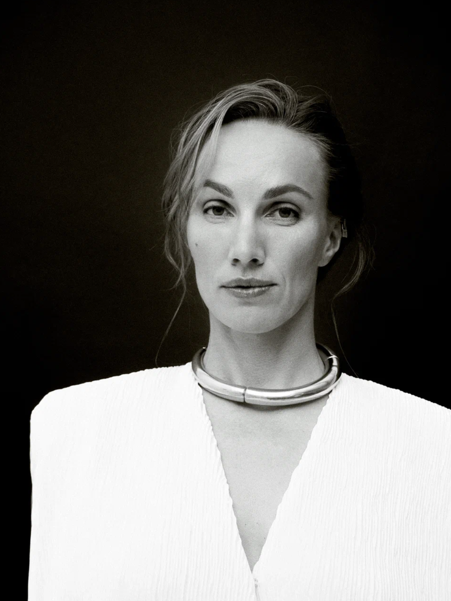     Боди, Autentiments; колье, Luisa Spagnoli (BoscoFamily)