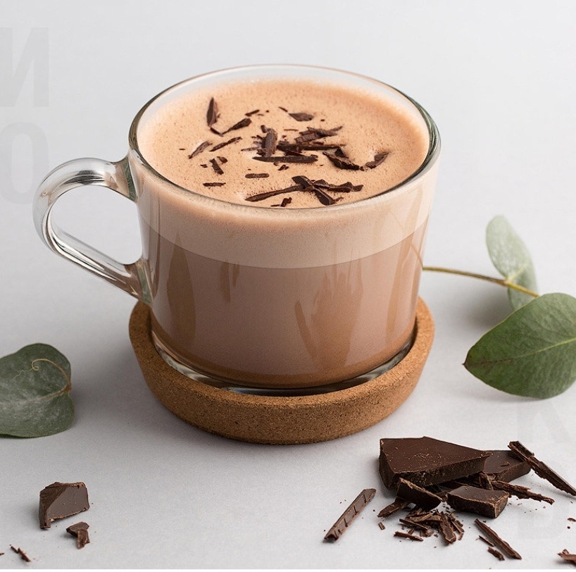 Сверху шоколадная стружка