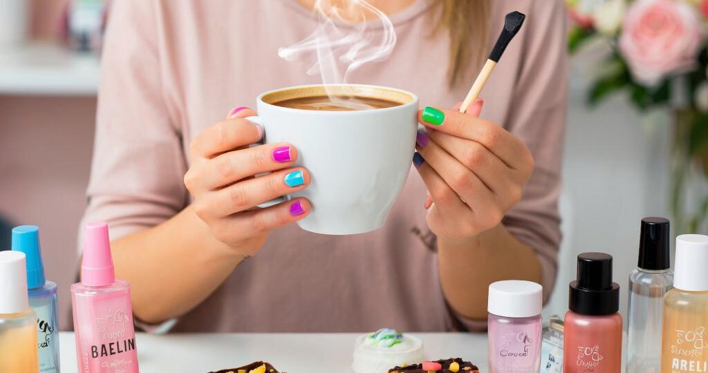💅☕ Кофе, маникюр и скрытые калории