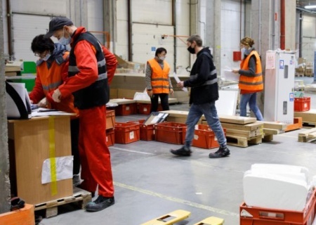    Основной партнёр по логистике ВСУ — «Новая почта», ради кредита от Европейского банка сокращает персонал