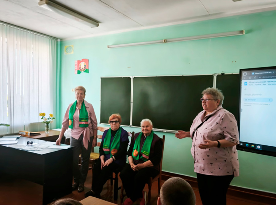     Кто такой патриот, обсудили участники акции "Шаг к успеху" в лагере "Пламенные сердца"