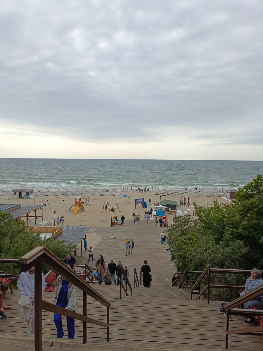 Выход к центральному пляжу