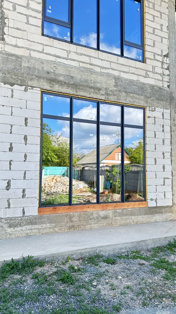 Эти же окна после замены и увеличения толщины стекла