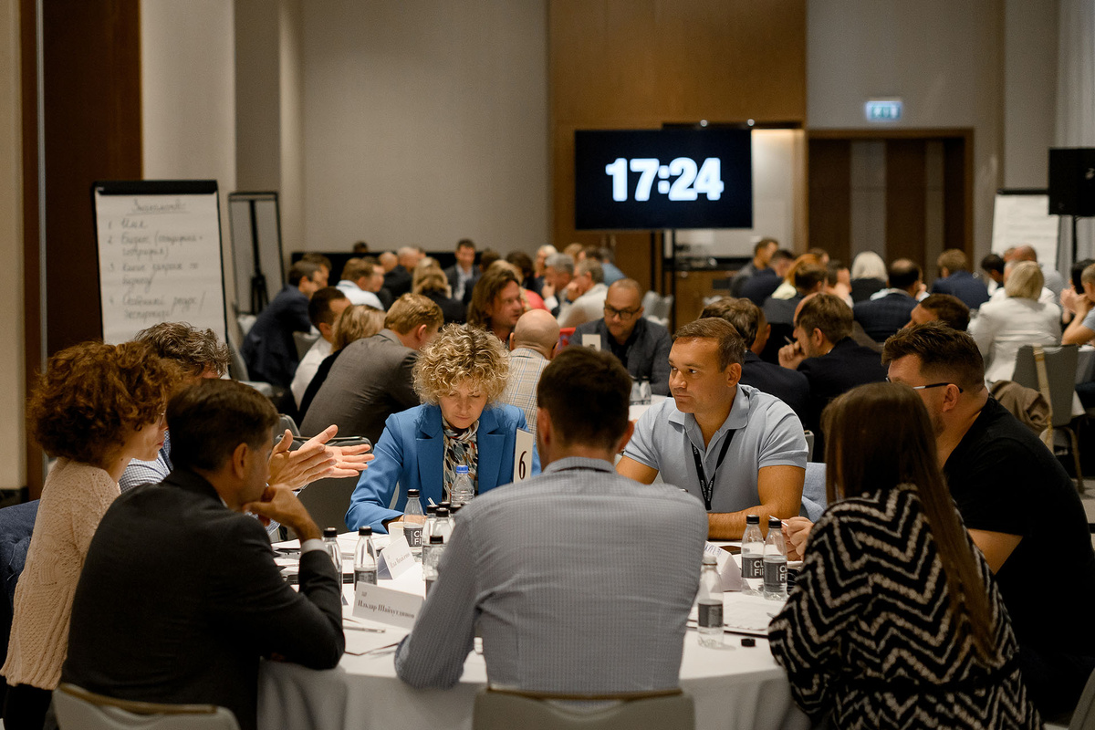    Клубная встреча ClubFirst