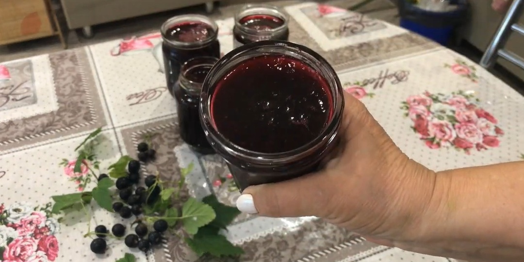 Вкусный джем из чёрной смородины, желе из чёрной смородины, готовим варенье за 30 минут.