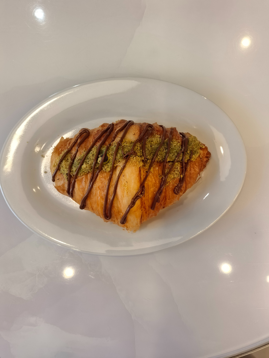 Круассан "дубайский шоколад "