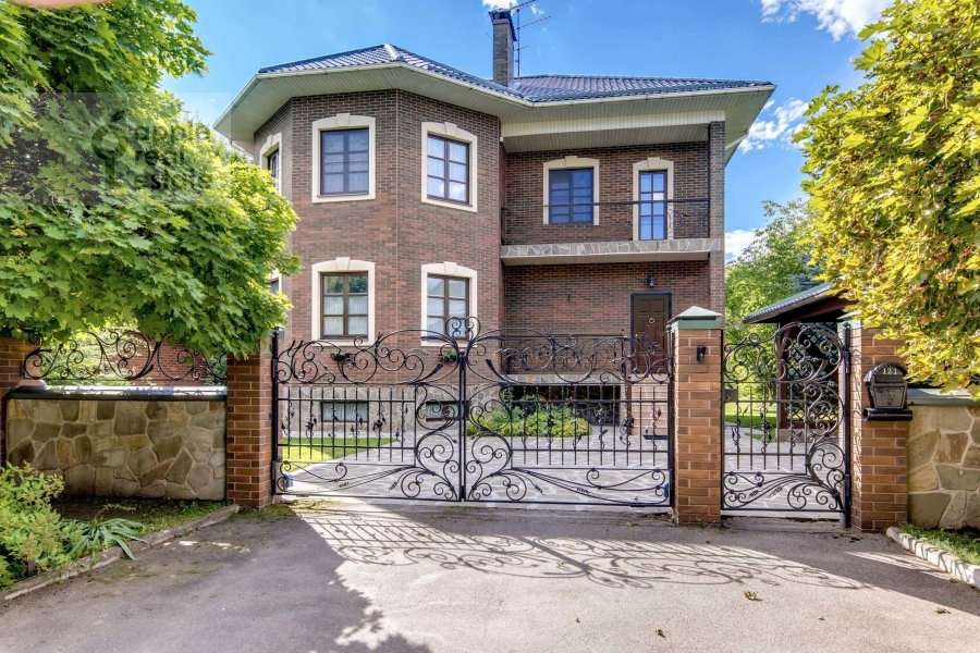 Фото из архива Apple Real Estate