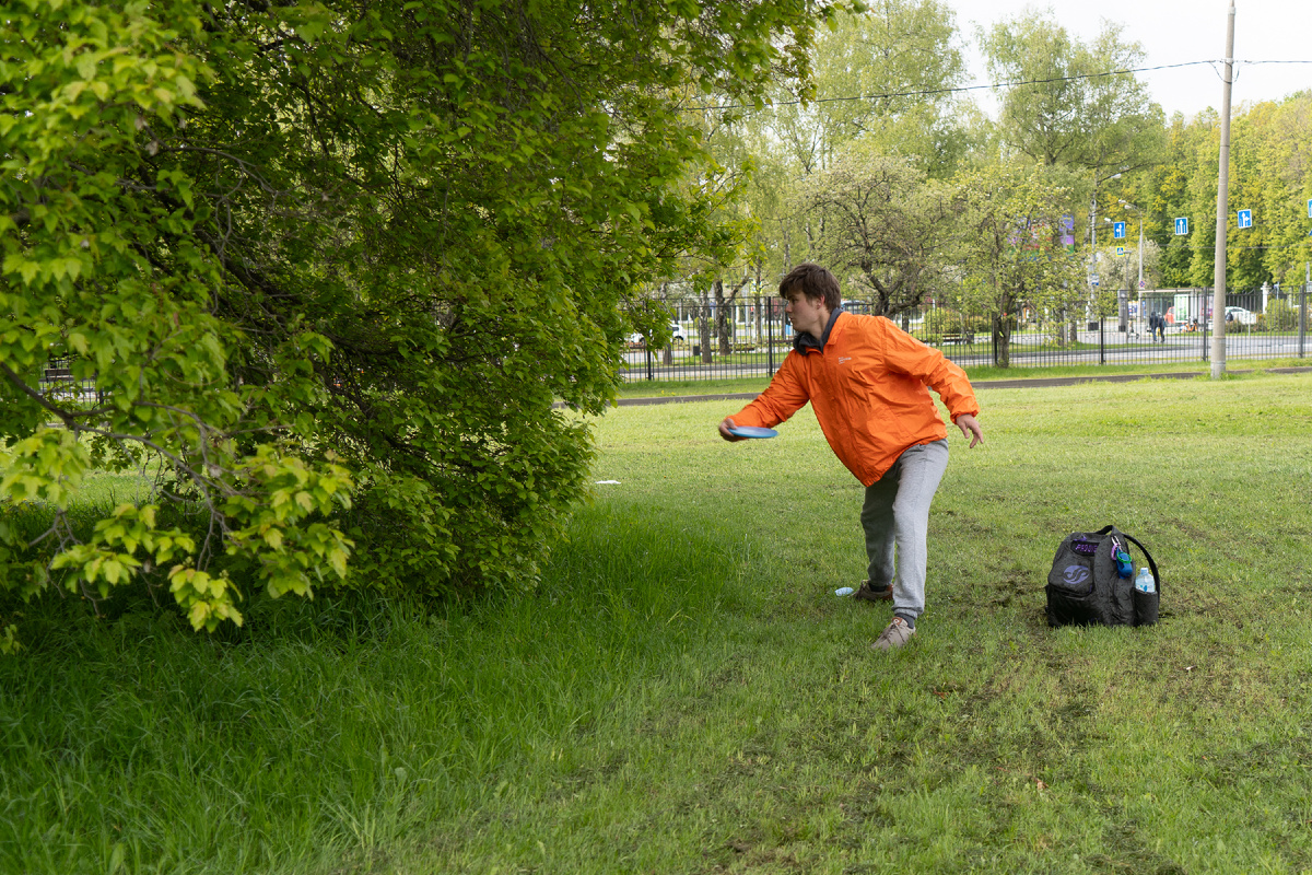 А вот один из них, подающий надежды Степан Степанов